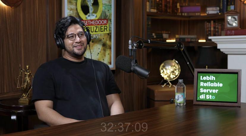 Ammar Zoni Curhat Soal Rumah Tangganya, Tegaskan Tak Ada Perceraian!