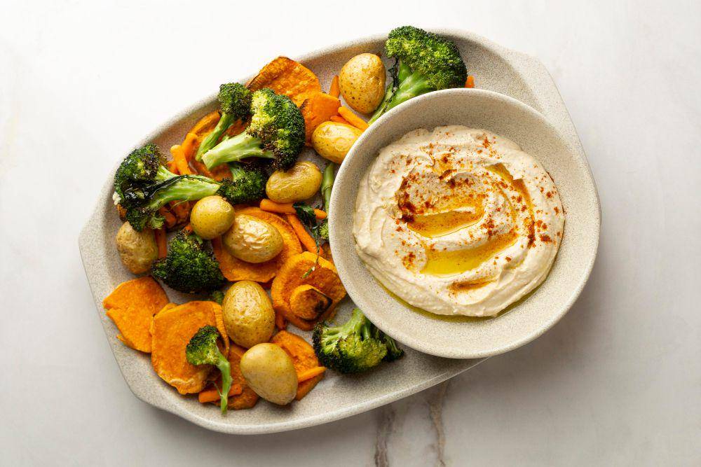 ilustrasi mashed potato dengan brokoli tumis (freepik.com/freepik)