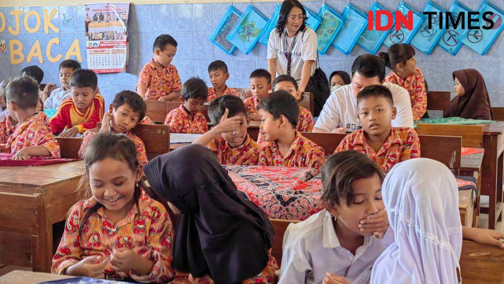 Literasi keuangan dalam program CERITA di SD N 2 Trangsan Sukoharjo. (IDN Times/Larasati Rey)