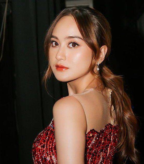 Salshabilla Adriani (instagram.com/salshabillaadr)