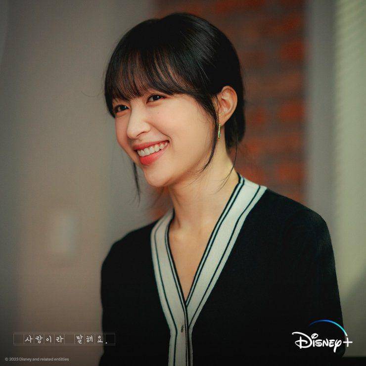 Hani EXID dalam drama Call It Love (dok. Disney+/Call It Love)
