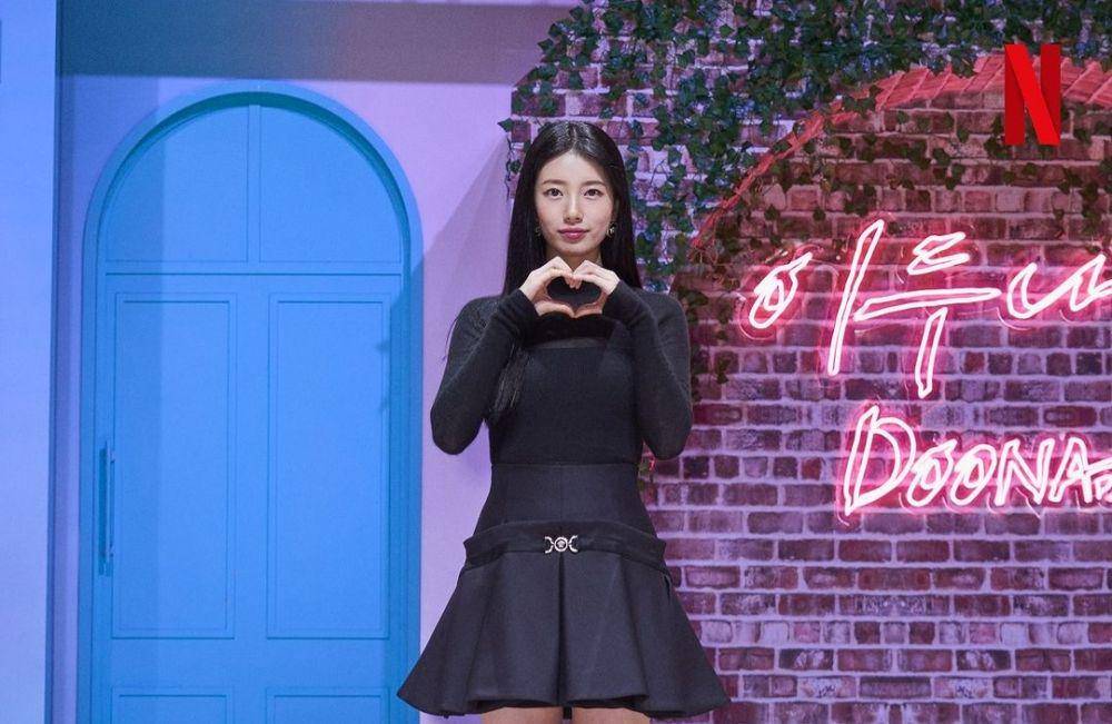 Suzy di konferensi pers drakor Doona! (instagram.com/netfixkr)