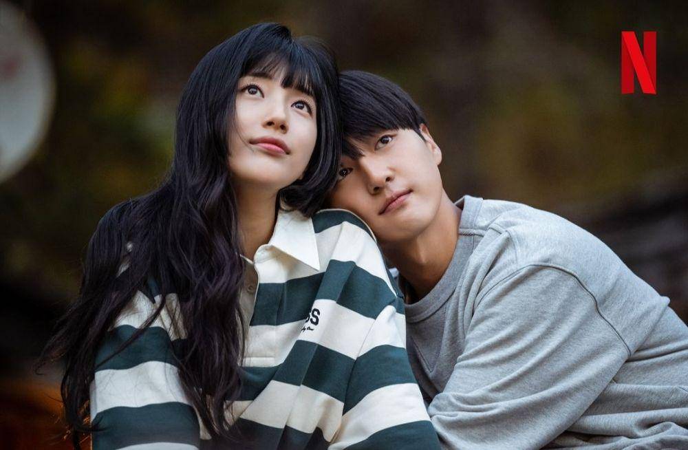 Suzy dan Yang Se Jong di drakor Doona! (instagram.com/netfixkr)
