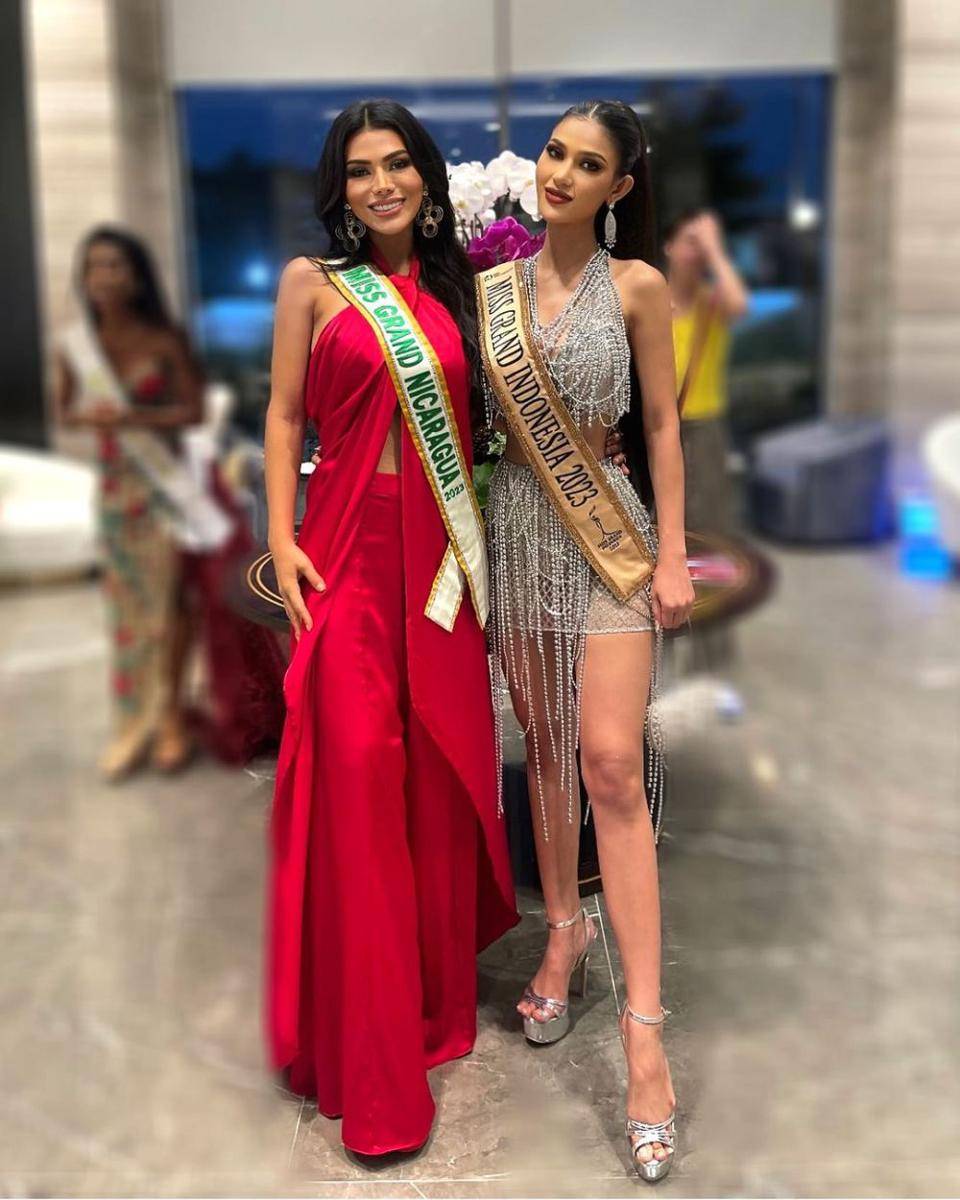 Potret Ritassya Wellgreat Bersama Finalis Miss Grand International 2023 (Instagram.com/glennysmedinas)