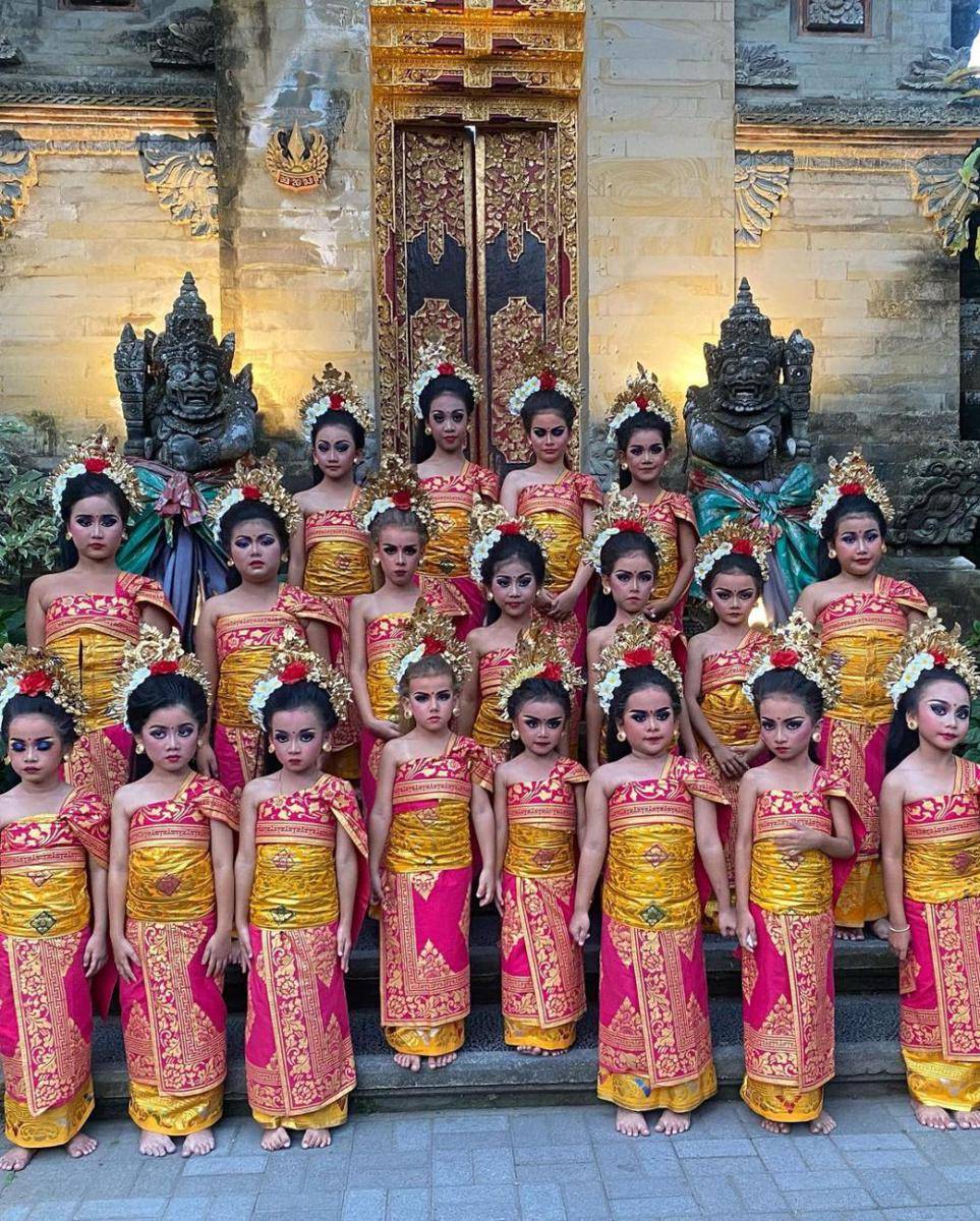 potret penampilan putri Happy Salma (instagram.com/happysalma)