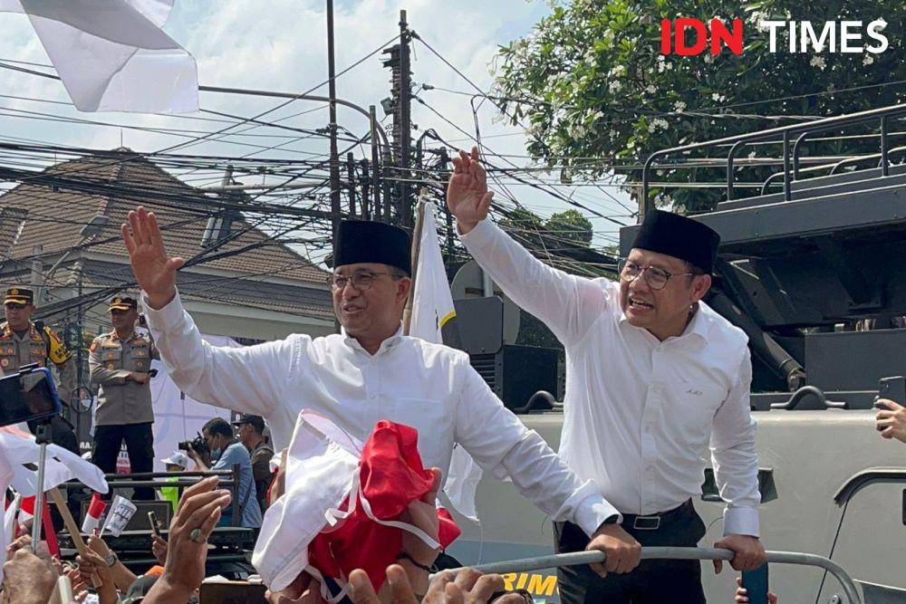 Pasangan Amin atau Anies - Muhaimin tiba di KPU pada Kamis (19/10/2023). (IDN Times/Aryodamar)
