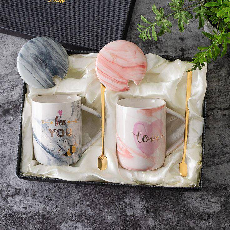 ide hadiah anniversary pernikahan (Pinterest.com/Alibaba.com)
