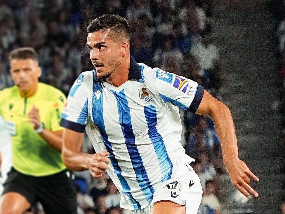 Andre Silva (instagram.com/andresilva9)