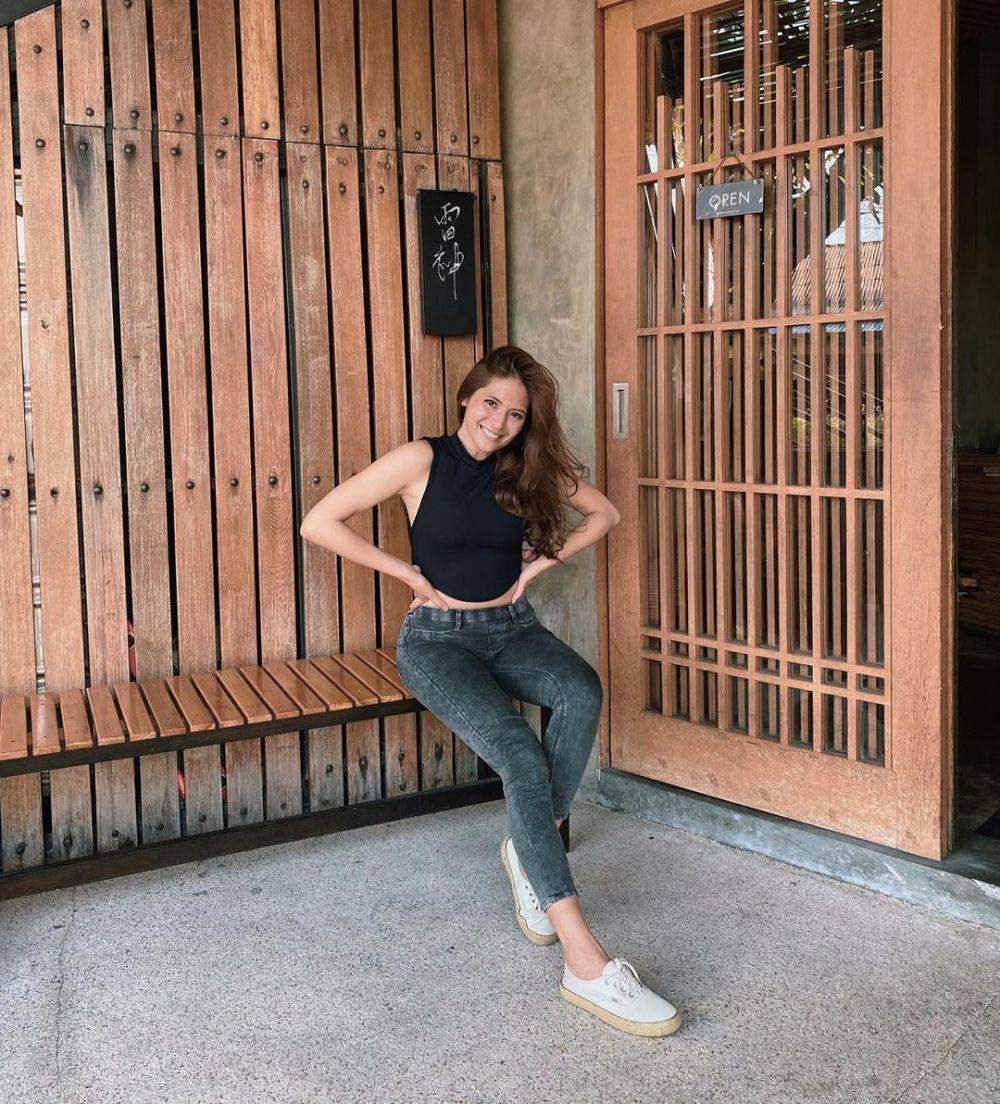 Serba jeans ala Sonya Pandarmawan (instagram.com/sonyapan)