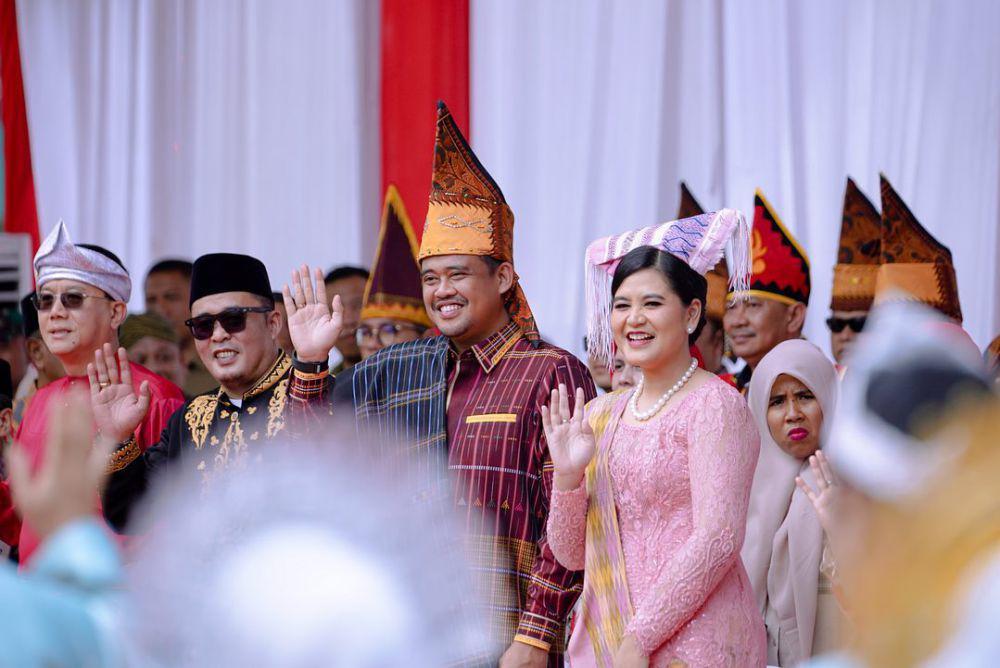 9 Panggilan Sayang dalam Bahasa Batak untuk Pasangan, Romantis Kali!