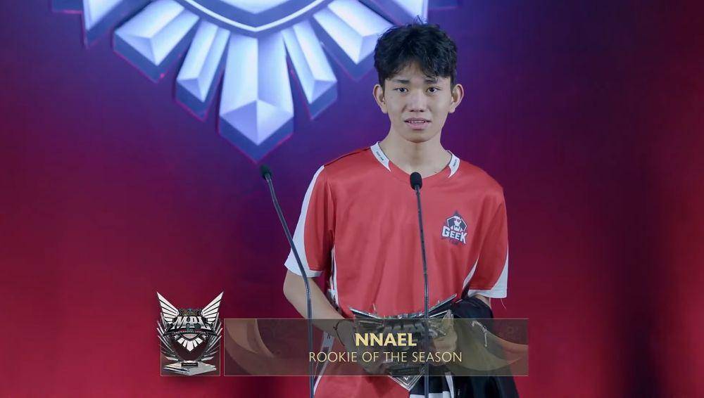 Nnael jungler Geek Fam menang award (youtube.com/Mobile Legends: Bang Bang)