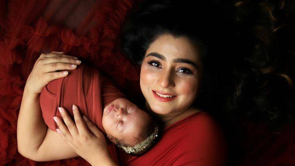 Neha Marda dan putrinya (instagram.com/nehamarda)
