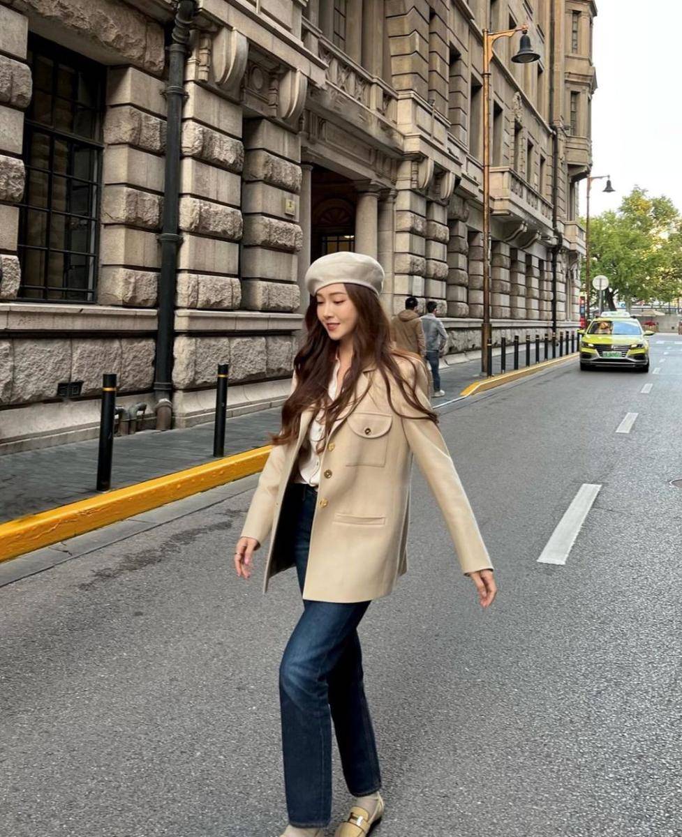outfit Jessica Jung (instagram.com/jesicca.syj)