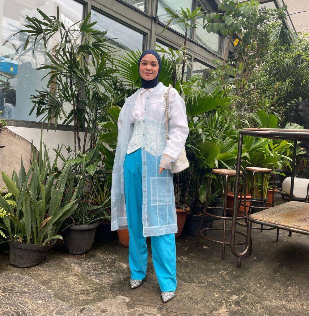 style corset hijab (instagram.com/tantrinamirah)