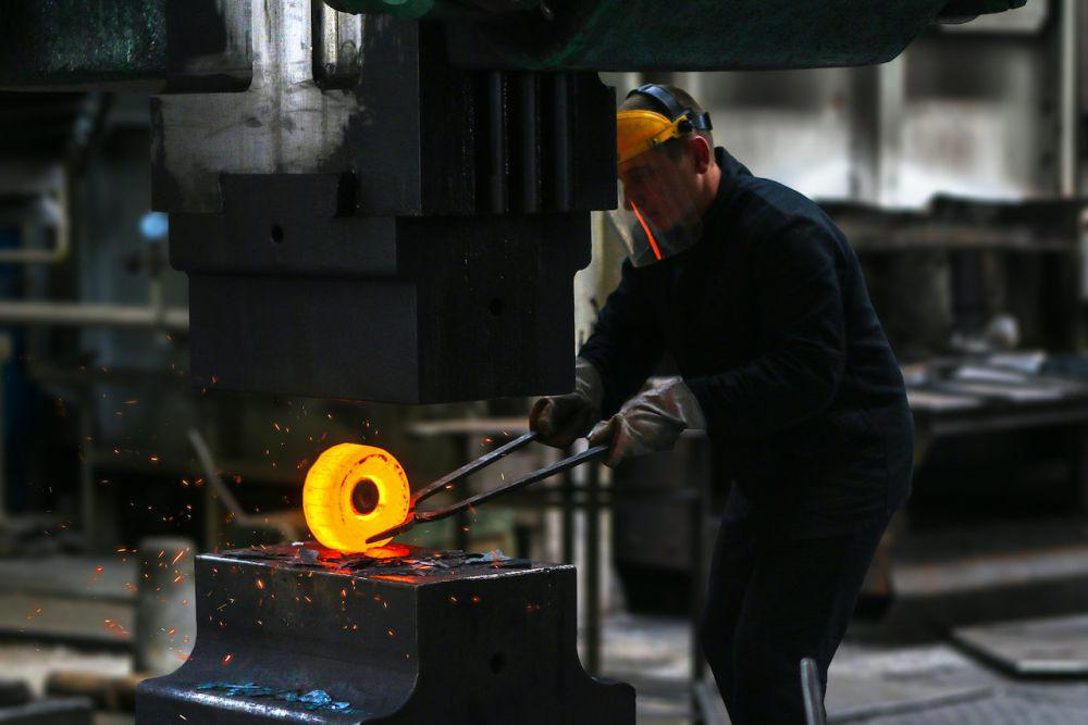 8 Upaya Hilirisasi Industri untuk Capai Indonesia Emas 2045