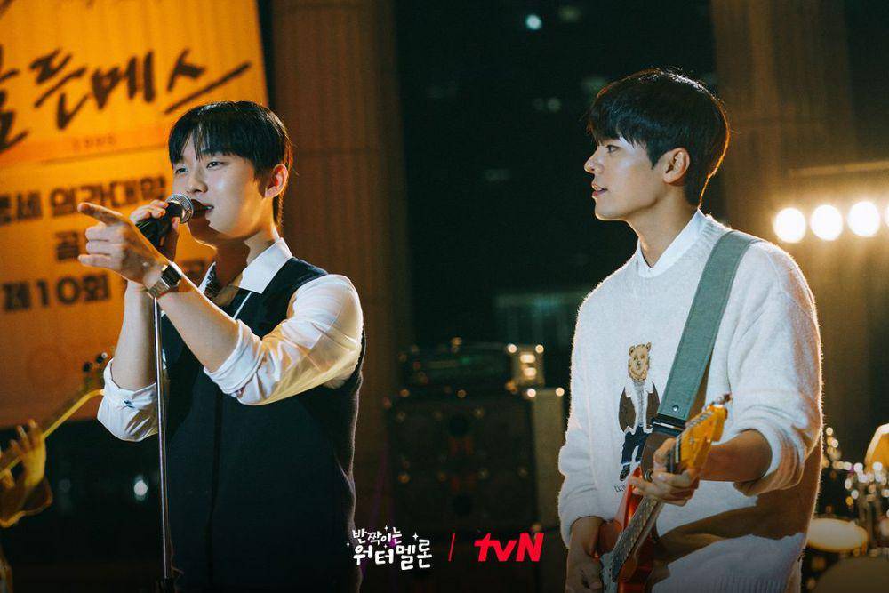 Ryeo Un dan Choi Hyun Wook di Twinkling Watermelon (instagram.com/tvn_drama)