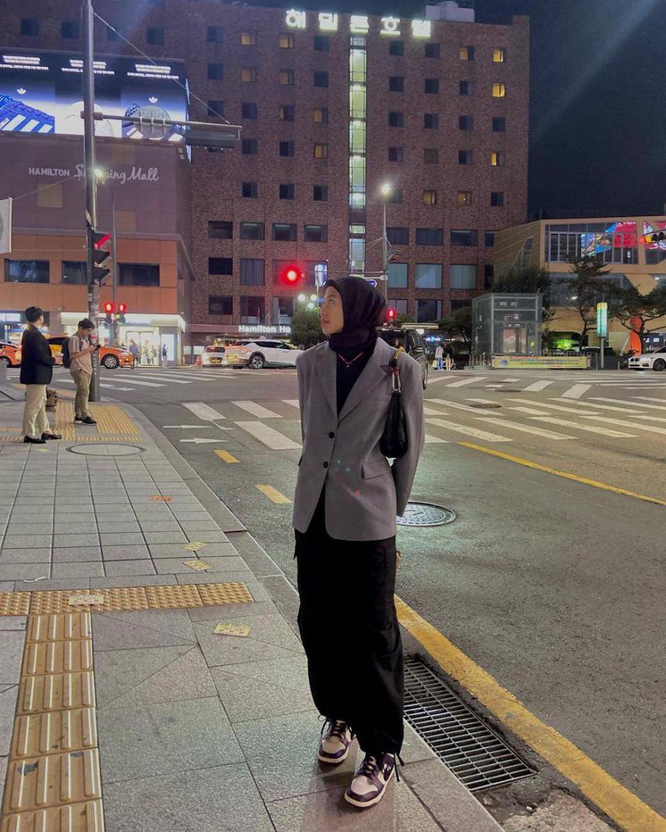 Megawati saat jalan-jalan di Seoul Korea Selatan (Instagram/megawatihangestrip)