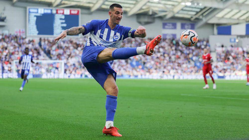 Lewis Dunk (brightonandhovealbion.com)