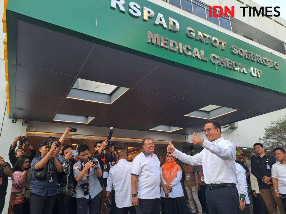 Pasangan Capres-Cawapres, Anies-Cak Imin (Amin) jalani tes kesehatan di RSPAD Gatot Soebroto pada Sabtu (21/10/2023). (IDN Times/Triyan)