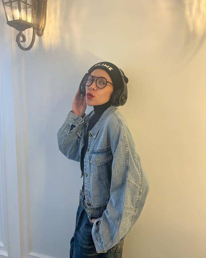 Melly Goeslaw preloved baju untuk Palestina (instagram.com/melly_goeslaw)