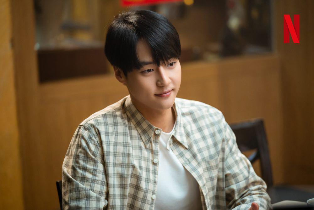 5 Sikap Green Flags Lee Won Jun di Drama Doona!, Boyfriend Material!