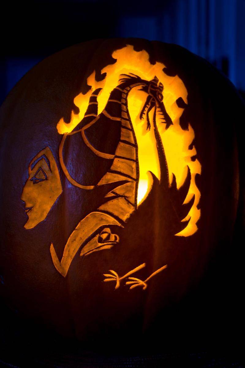 potret dekorasi labu Halloween nyentrik (reddit.com/user/jaysaugus)