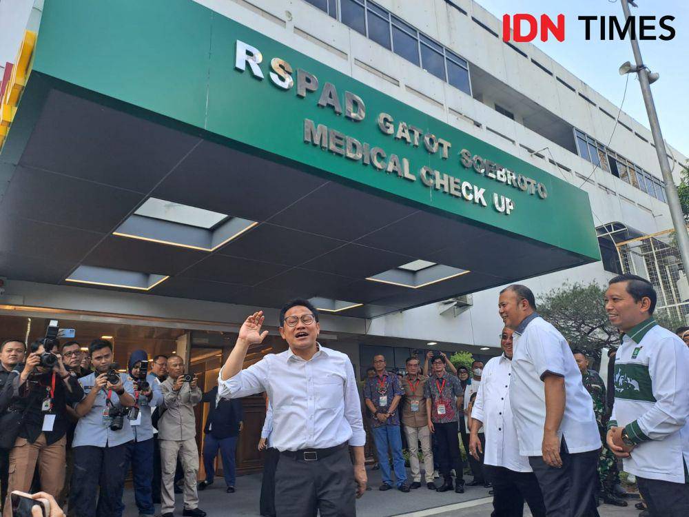 Pasangan Capres-Cawapres, Anies-Cak Imin (Amin) jalani tes kesehatan di RSPAD Gatot Soebroto pada Sabtu (21/10/2023). (IDN Times/Triyan)