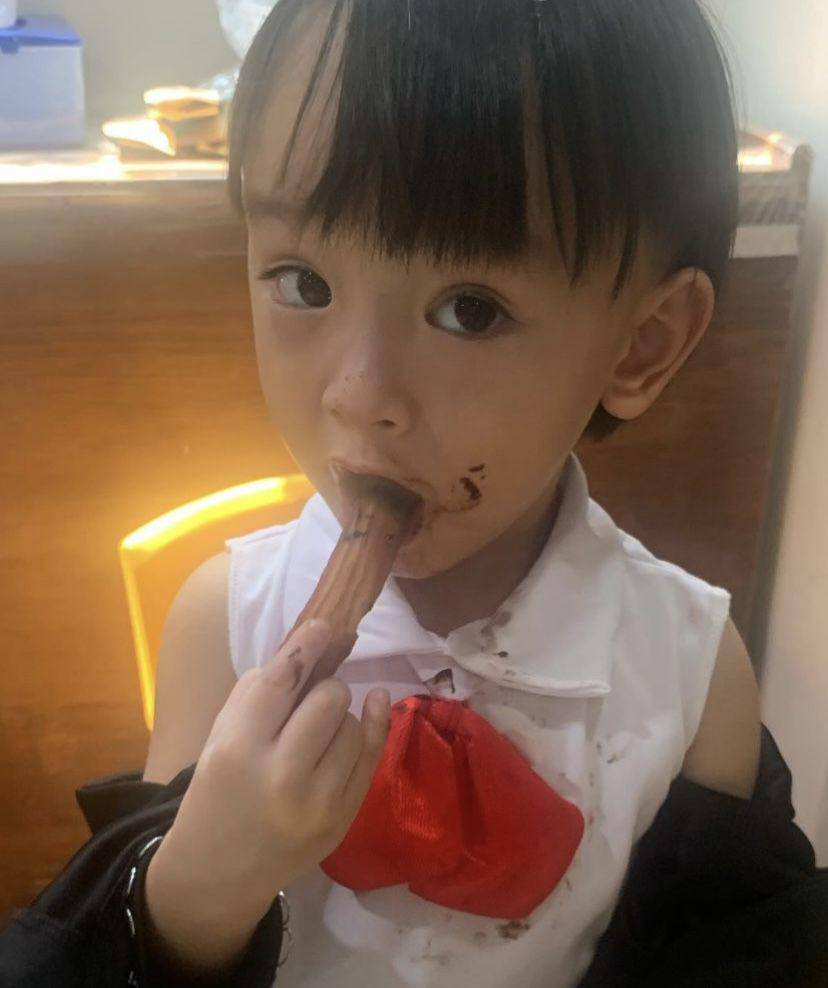 Anzel Maverick Xie (instagram.com/anzelmaverick)
