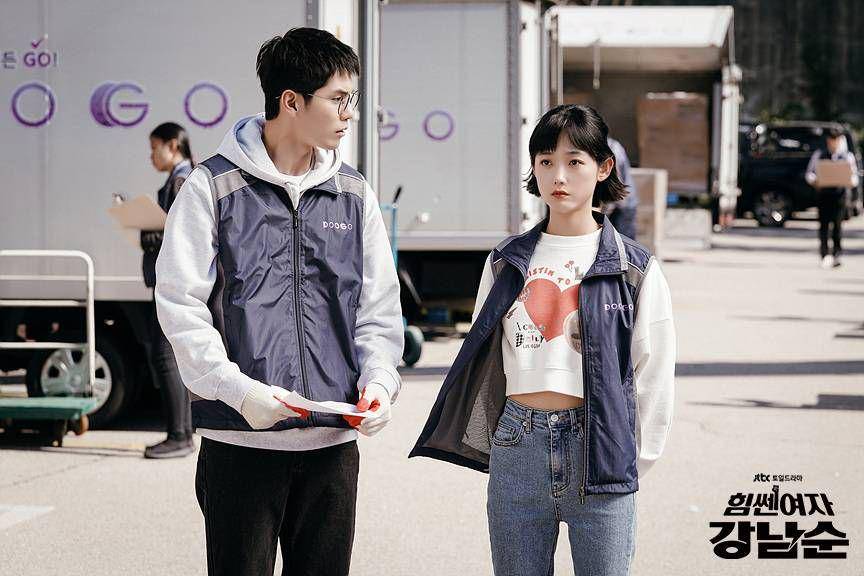 Ong Seong Wu dan Lee Yoo Mi di drama Strong Girl Nam Soon (dok.JTBC/Strong Girl Nam Soon)