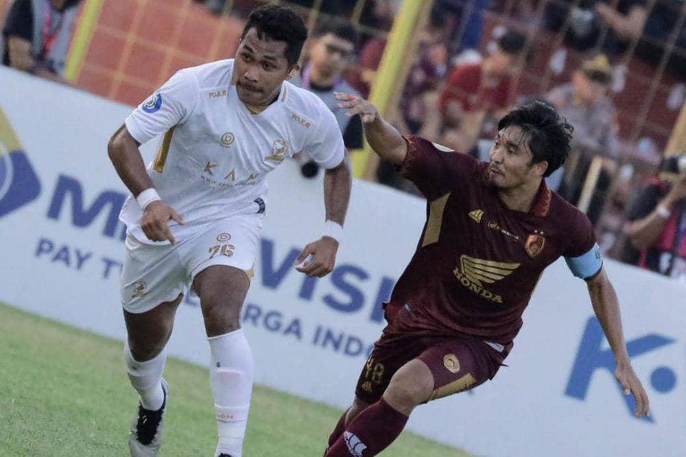 Madura United saat menghadapi PSM Makassar di Liga 1 2023/2024 putaran pertama. (instagram.com/maduraunited.fc)