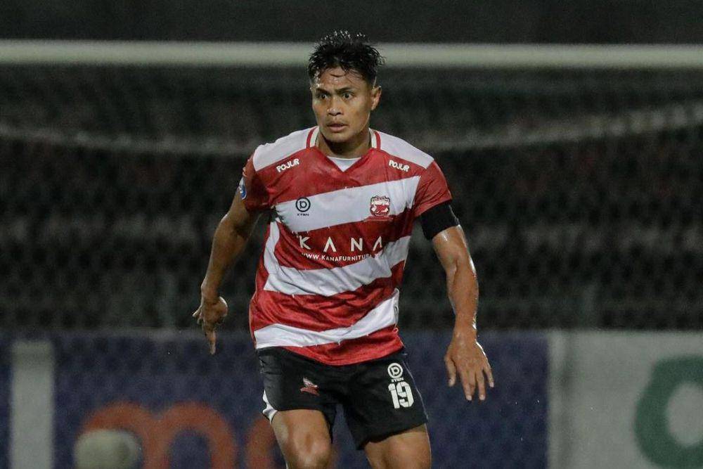 Fachruddin Aryanto (instagram.com/maduraunited.fc)