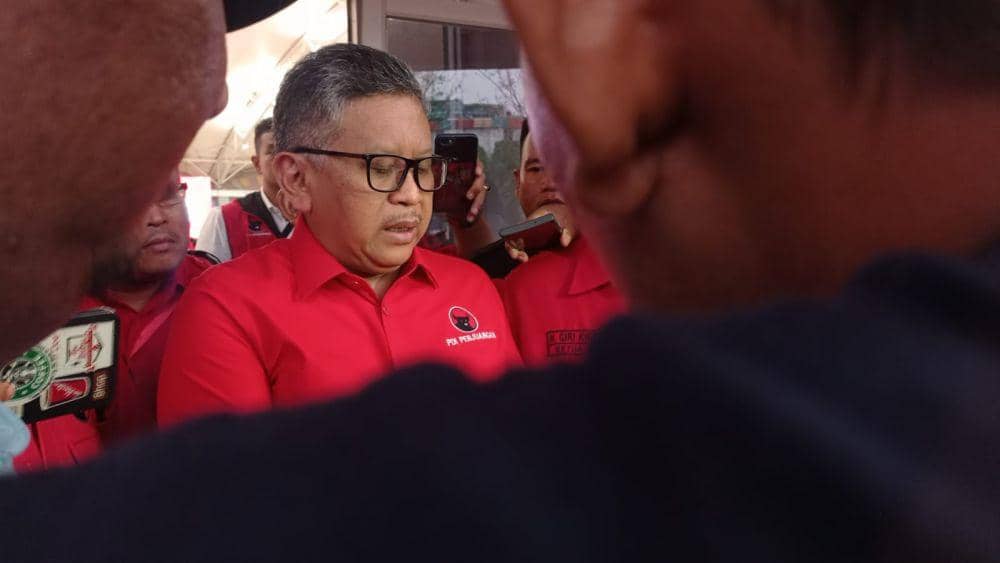 Hasto Sebut Ganjar-Mahfud Paket Lengkap dan Perpaduan Sempurna