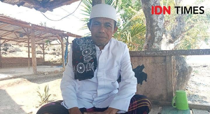 Foto pimpinan Ponpes Darruraihan Sonao Bima, Ustadz Farhan Bil Islam (IDN Times/Juliadin)