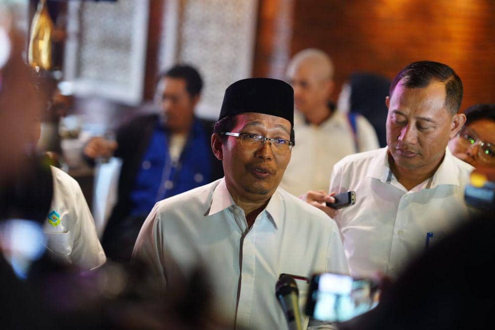 Sambut Hari Santri, Kemenag Gelar Peragaan Sarung Santri Nusantara