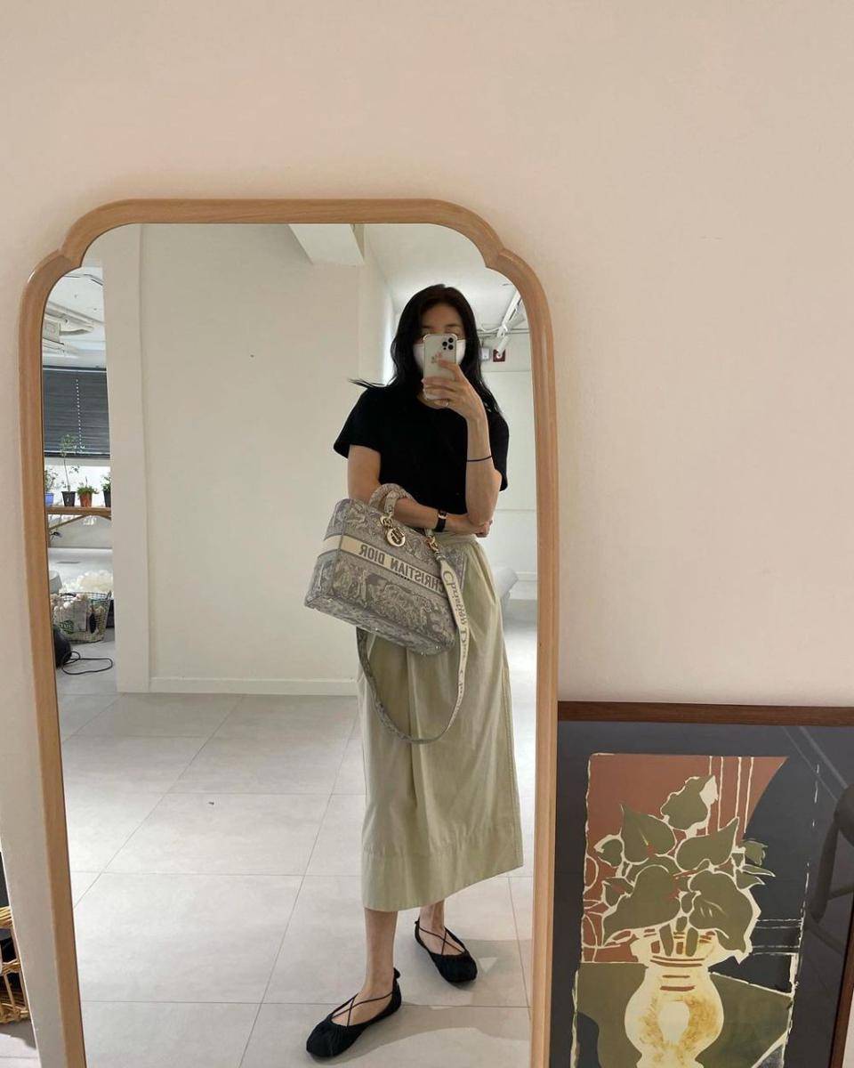 Bae Suzy (instagram.com/skuukzky)