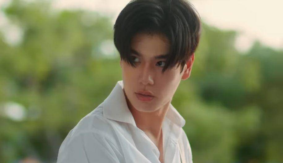 potret Phuwin Tangsakyuen di drama We Are (dok. GMMTV/We Are)