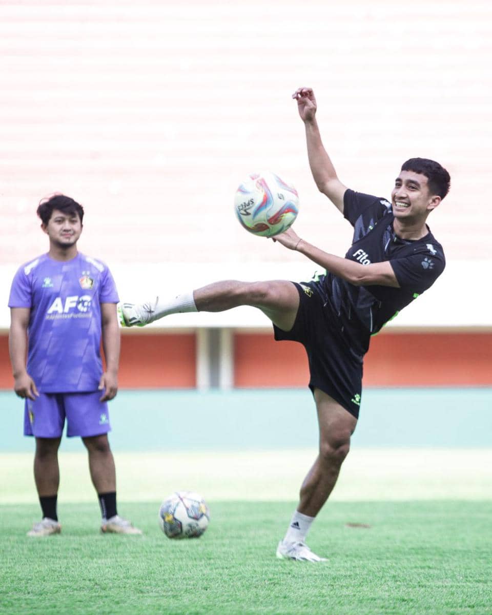 Pemain Persik Kediri saat berlatih. IDN Times/ persikofficial