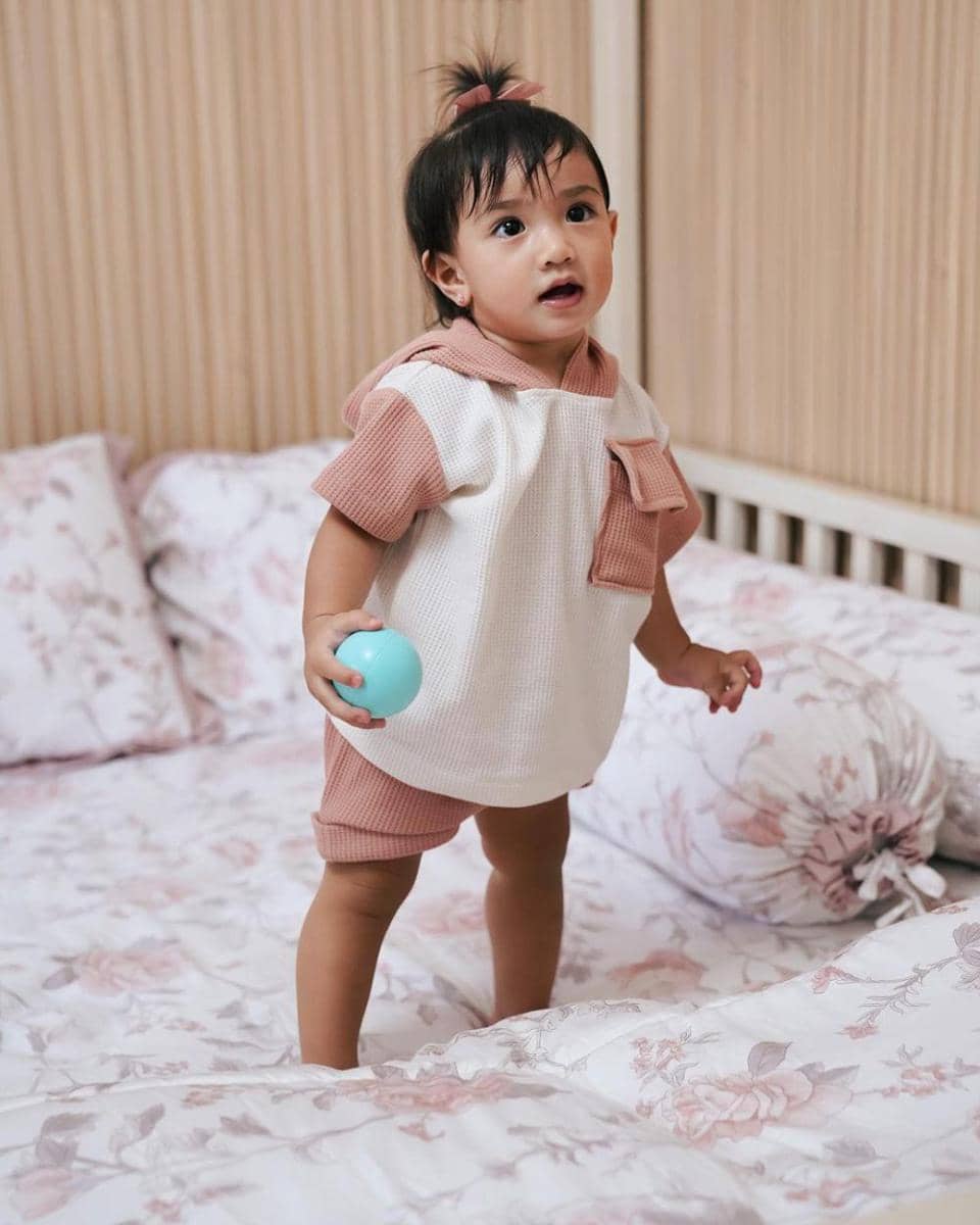 potret Amala Puti Sabai Akbar (instagram.com/_irishbella_)