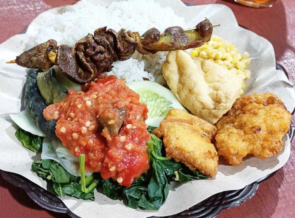 5 Kuliner Sego Tempong di Sekitar Alun-alun Banyuwangi