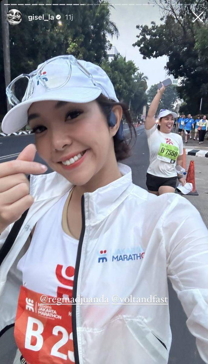 potret artis meriahkan event Jakarta Marathon 2023 (Instagram.com/gisel_la)