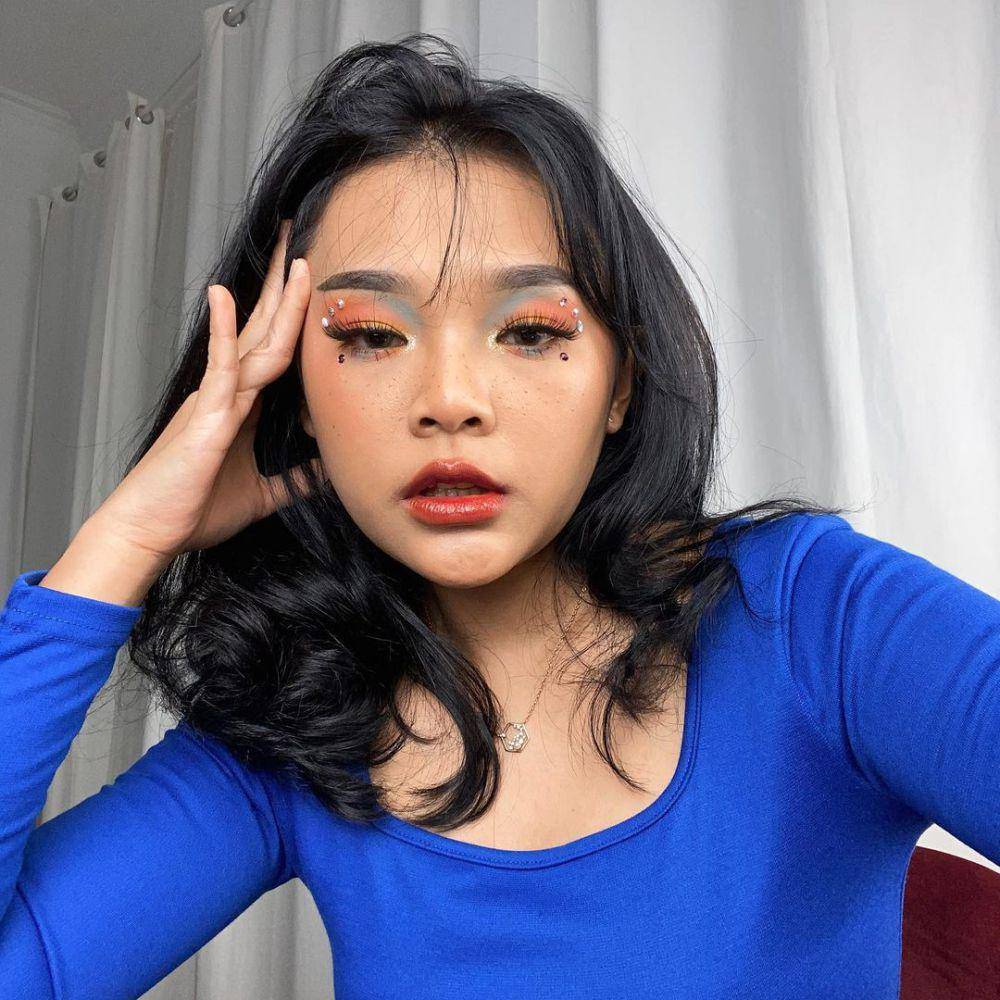 inspirasi eye makeup ala Ririe Prameswari (instagram.com/ririeprams)