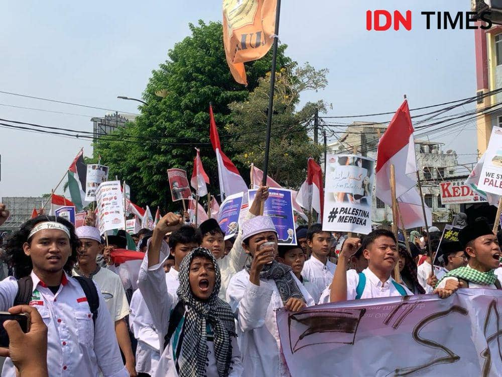 Aksi Lampung untuk Palestina, Minggu (22/10/2023). (IDN Times/Rohmah Mustaurida)
