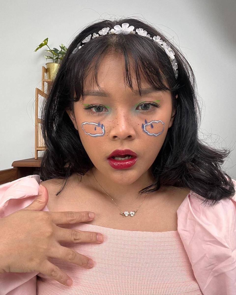 inspirasi eye makeup ala Ririe Prameswari (instagram.com/ririeprams)