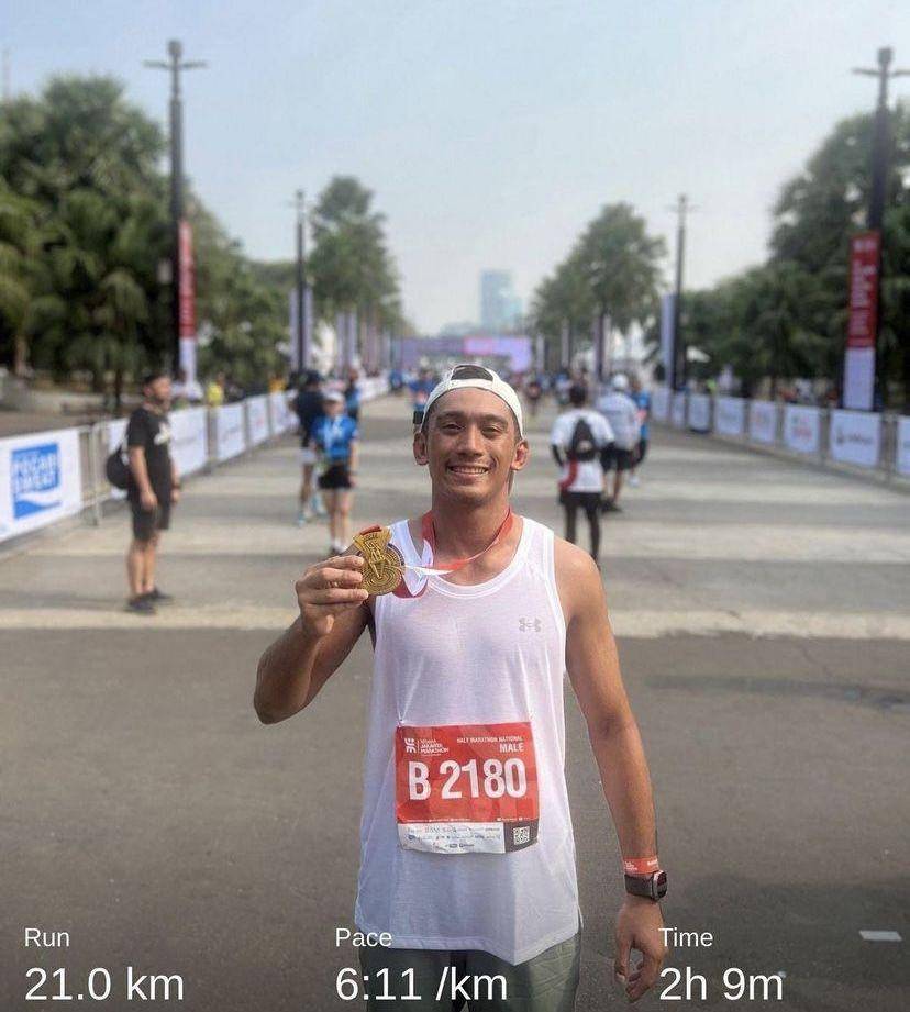 potret artis meriahkan event Jakarta Marathon 2023 (Instagram.com/daffawardhana)
