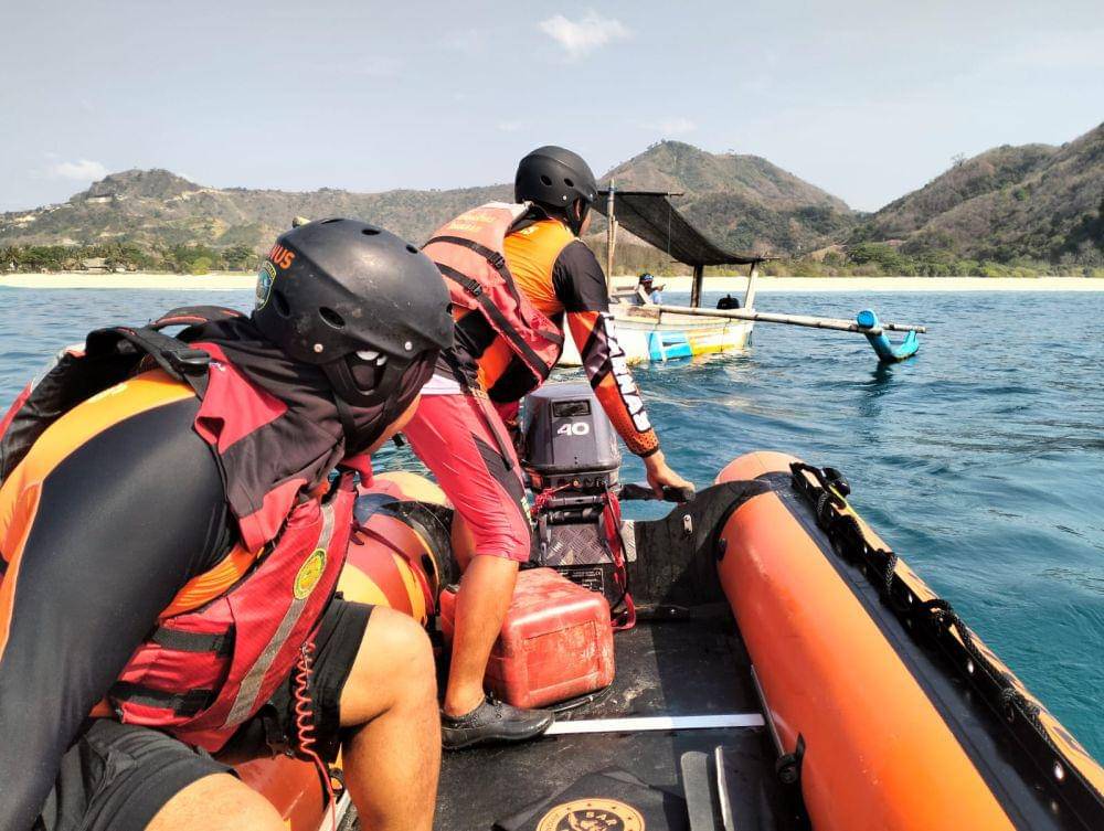 Tim SAR gabungan saat melakukan pencarian. (dok. Istimewa)