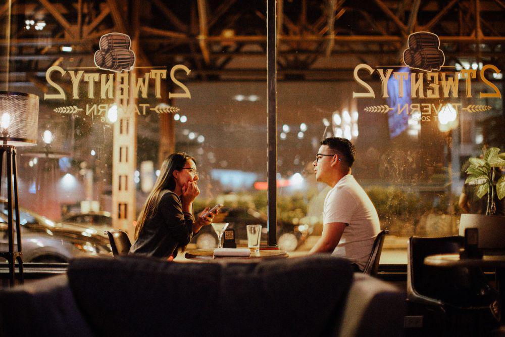 5 Tips Ajak Pacar Makan Malam Berdua, Atur Dahulu Jadwalnya