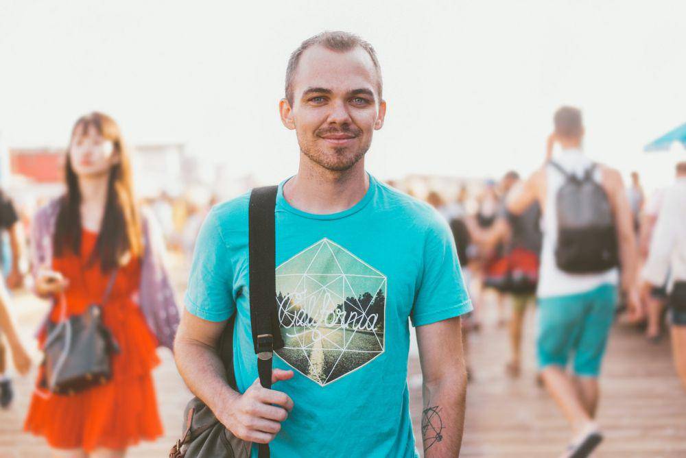 ilustrasi solo traveling (pexels.com/Spencer Selover)