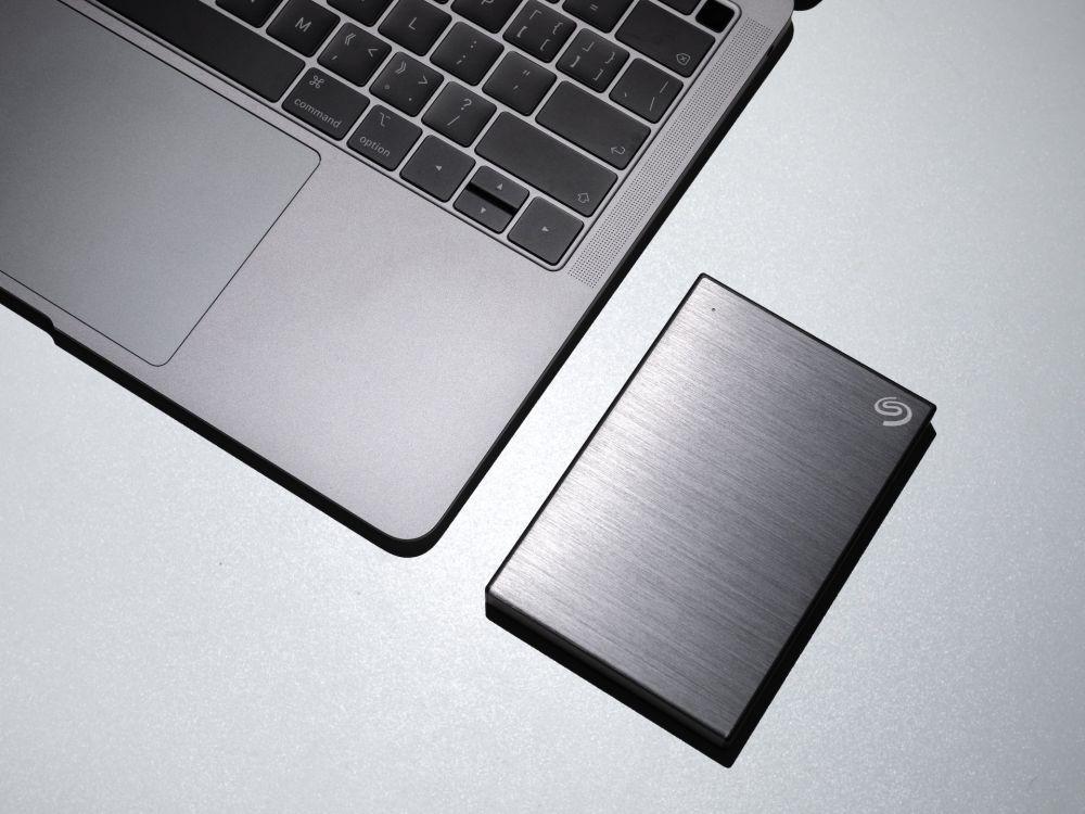7 Alasan Harus Rutin Backup Data, Jangan Disepelekan!