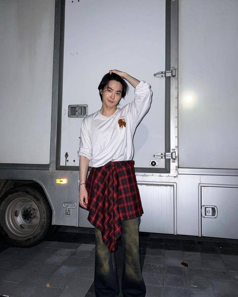 potret Suho EXO (instagram.com/kimjuncotton)