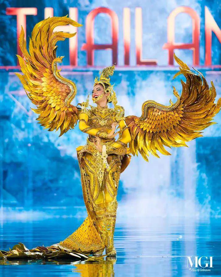 Potret Kostum Nasional dari Asia di Miss Grand International 2023 (Facebook.com/Miss Grand International)